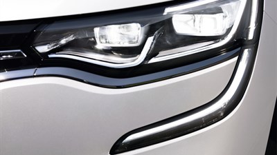 bruser Huddle tragt Design | Renault Talisman | Renault Iran